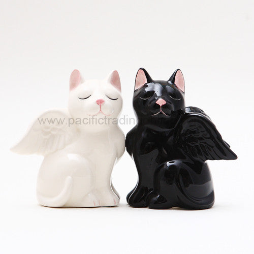 Ceramic Tabby And Black Cats In Tea Cups Magnetic Salt and Pepper Shaker Set