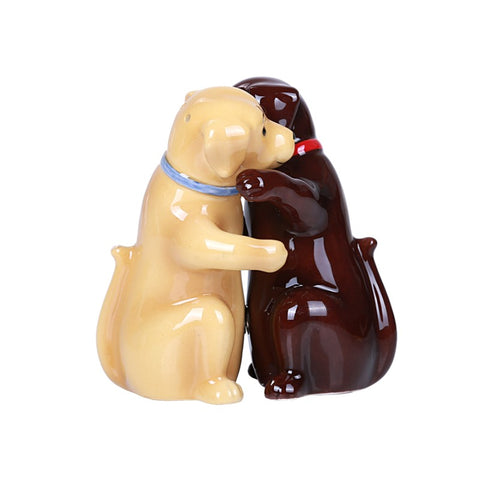 HUGGING LABRADORS S & P C/48